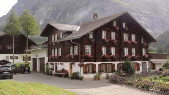 Steinacker 4 Bett Wohnung