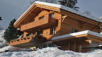 Blum 2-Bett Wohnung - TOP-Lage, in nur 3 Gehminuten beim Grindelwald Terminal!