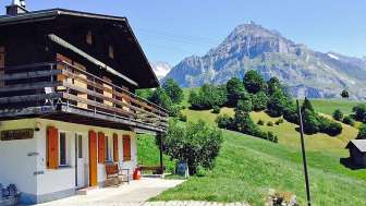 Bachsbort 14 4-Bett Wohnung Parterre, freie Sicht auf Eiger