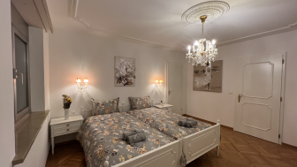 Chalet Maithili-152 Years Old Majestic Chalet - Lauterbrunnen