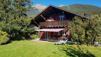 Gemütliches Chalet zum Alleinbewohnen mit Bergblick